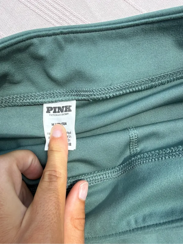 PINK Victoria's Secret Teal Active Skort - Image 4