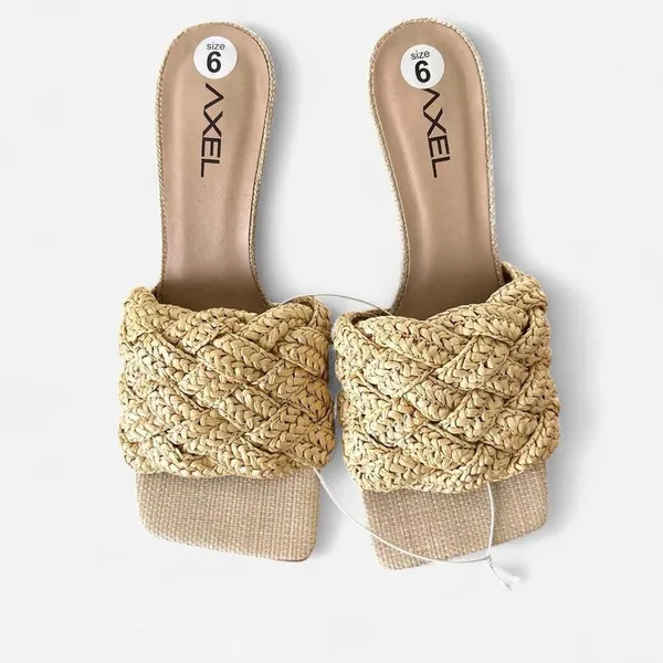 Axel tan nude straw woven square toe heeled slip on sandals sz 6 women - Image 3