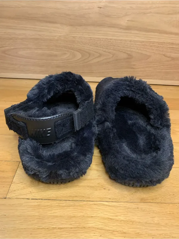 Nike Calm SE Women's Mules in Black - Size 6 - Image 4