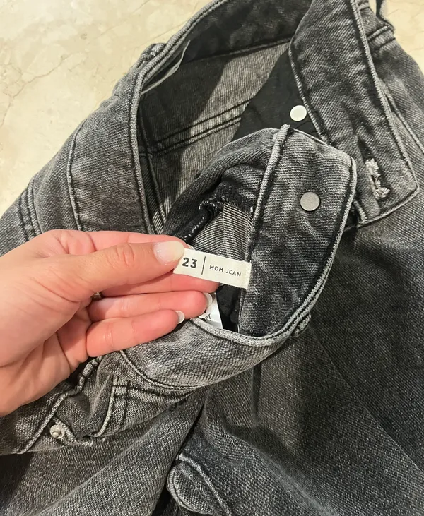 PacSun Mom Jeans - Image 4