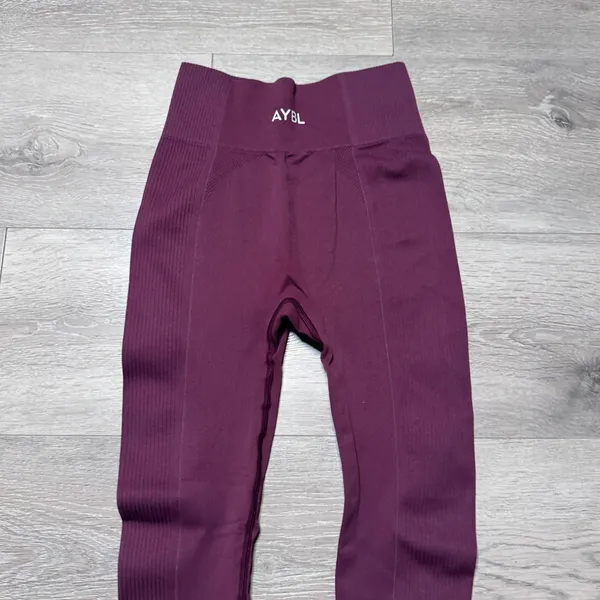 AYBL Women Burgundy Seamless‎ High Waisted Compression Gym Leggings Size Small S - Image 3