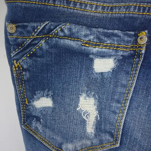 Buckle Black 24 Distressed DarkCutoff Jeans Shorts - Image 4