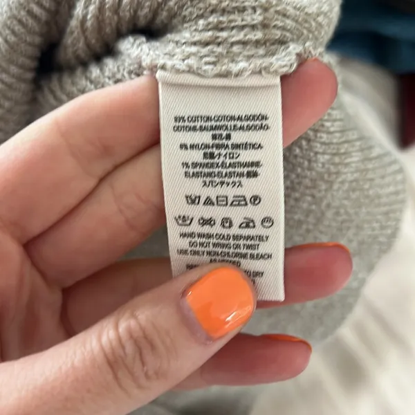 sweater - Image 4