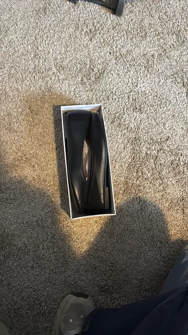 Women’s Black Flats Size 8 - Image 2
