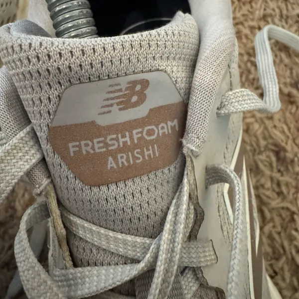New Balance Fresh Foam Arishi Womens Sneakers size 12 - Image 11