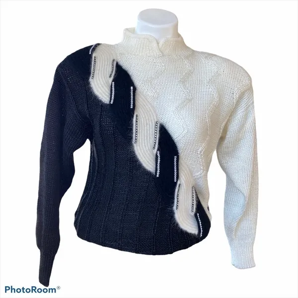 Ginenne Vintage Black/Cream Rhinestone Sweater Size S - Image 3