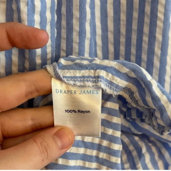 Draper James Women's Seersucker Short Sleeve Top Size‎ Medium - Image 5