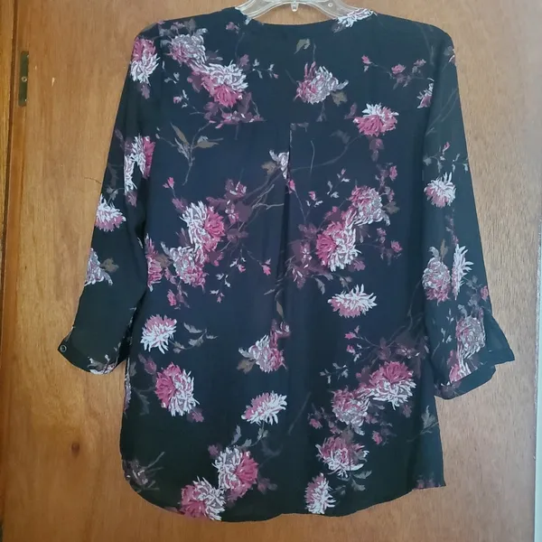 Maurices Floral Side Button Blouse - Image 8