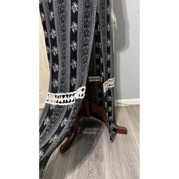 Bohemian Solemio Maxi Skirt M Black White Floral Striped Double Slit‎ Crochet - Image 11