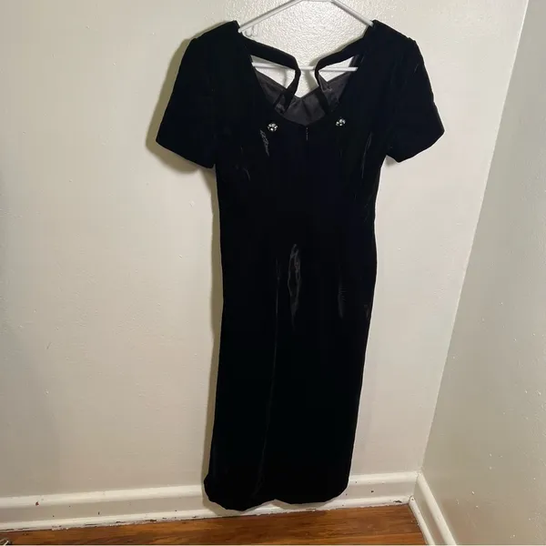 Vintage Maggy London Women's Size 8 Velvet Midi Dress Black Short Sleeve Slit - Image 7