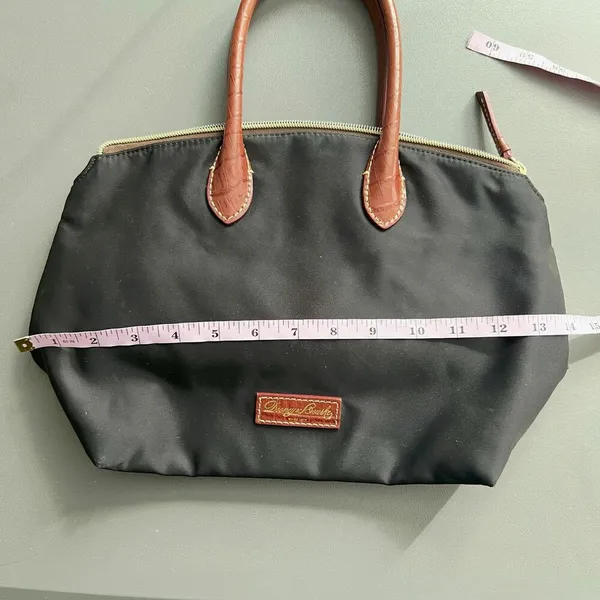 Guess by Marciano Dooney & Bourke Womens Handbag Old Money Quiet Luxury Classy Glam Feminine - Image 9