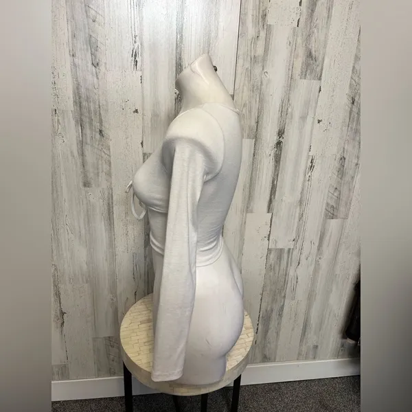 White top White Size XS - Image 4