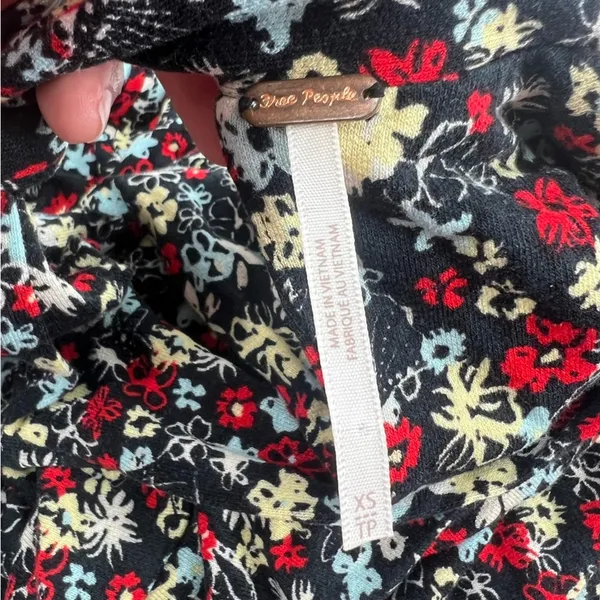 Free People Vibe Check‎ floral jumpsuit tie waist and back sz XS - Image 8