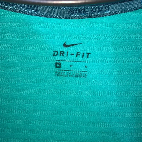 Nike dri fit pull over sweatshirt size medium Blue sports wear clothing active​​ - Image 4