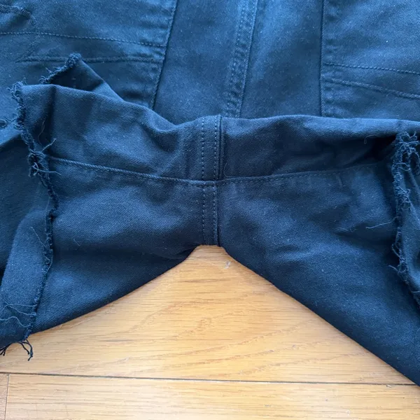 American Eagle Curvy Hi-Rise Shortie Black Denim Shorts Size 12 - Image 7