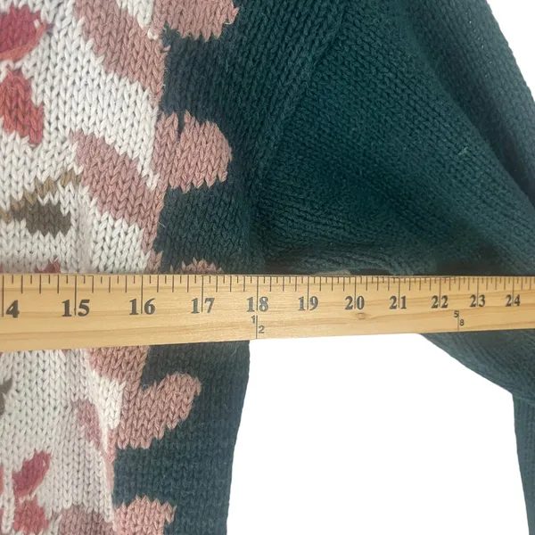 Shenanigans Vintage 90s Women's Size Medium Rose Floral‎ Crochet Green Sweater - Image 9