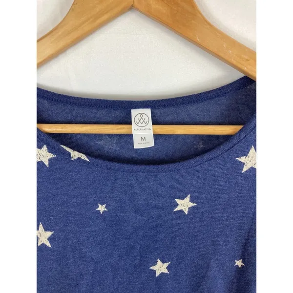 NWT Alternative star crop tshirt size medium - Image 3