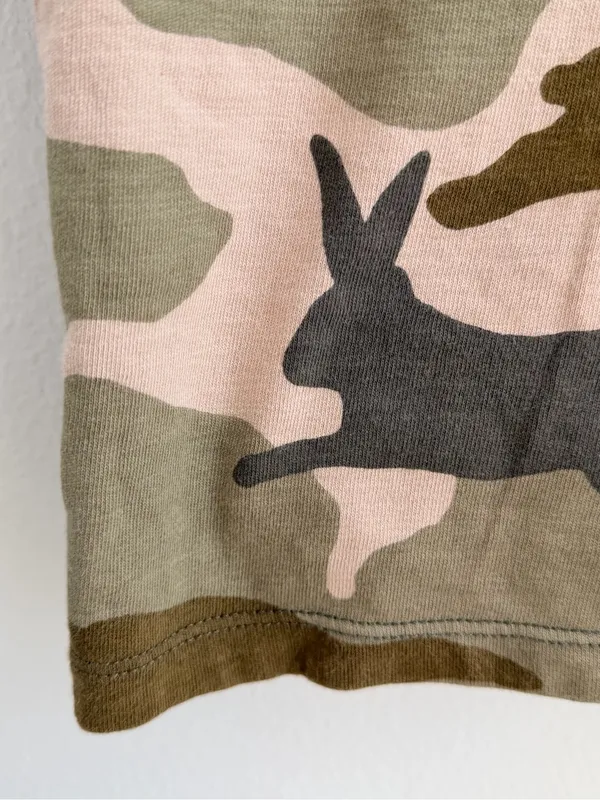 Madewell Cottontail Camo Easy Crop Tee Shirt Bunny Rabbit Pocket Top - Image 6