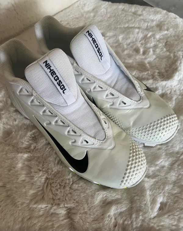 Nike Vapor Women’s Cleats - Image 2