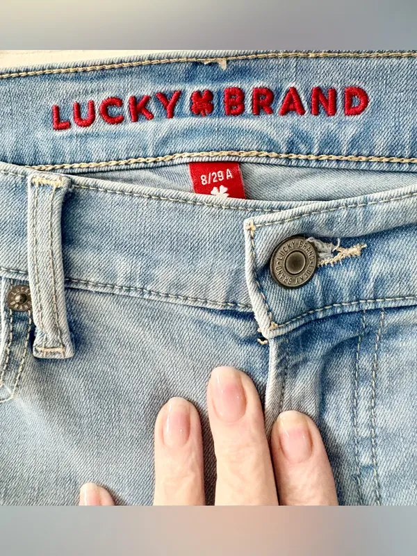 Lucky Brand Light Wash Straight Leg Jeans size 8/29 - Image 3