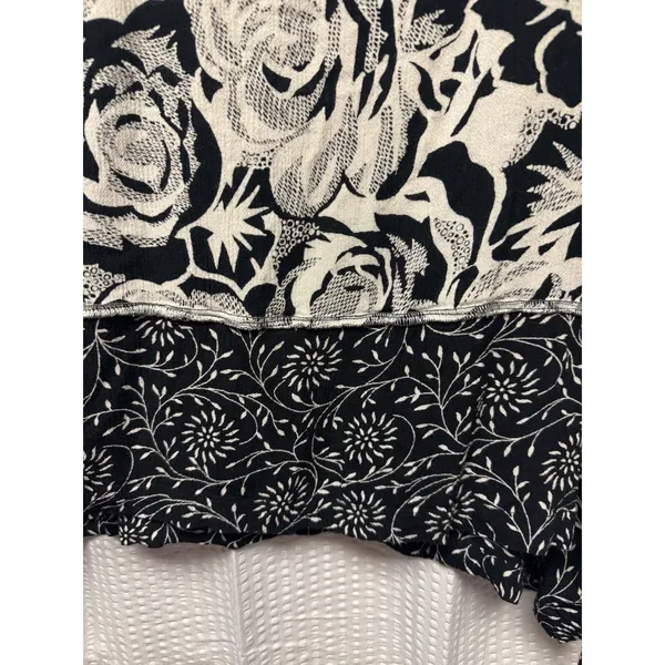 Women Draper and Damons PXL Rayon Black Off White‎ Floral Button Pullover Blouse - Image 13