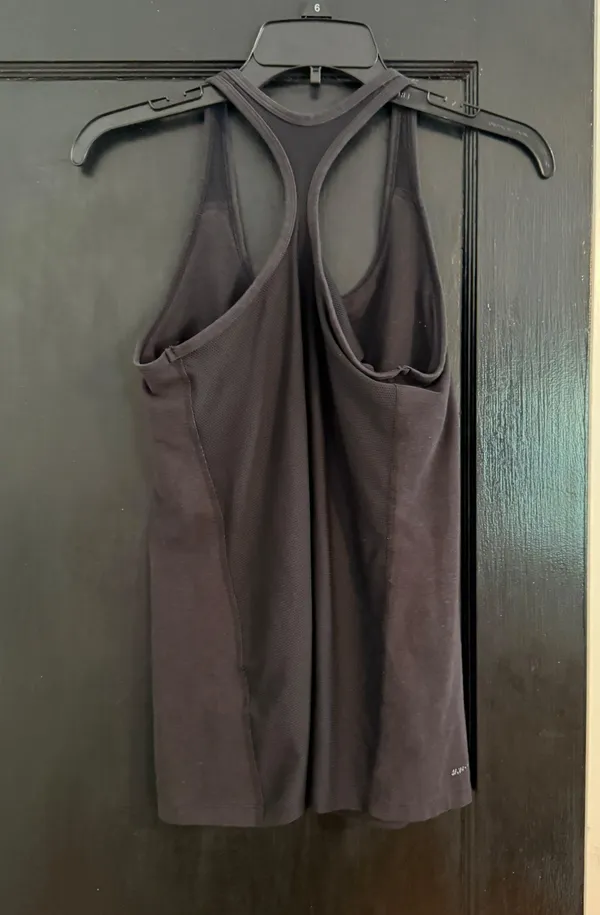 Nike Black  Tank - Image 2