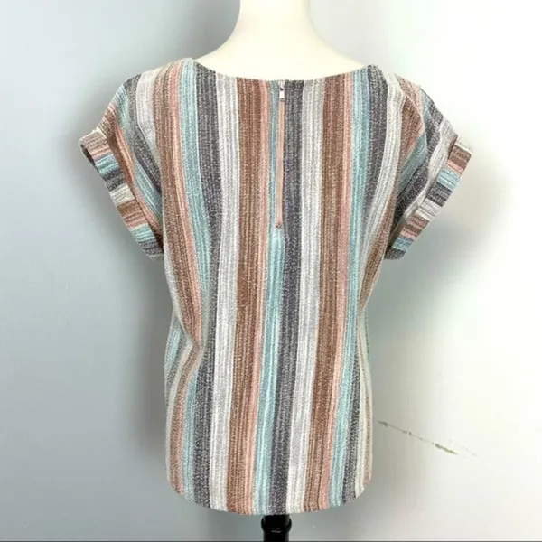 W5 Striped Textured Cuffed  Short Sleeved Top Medium - Image 4