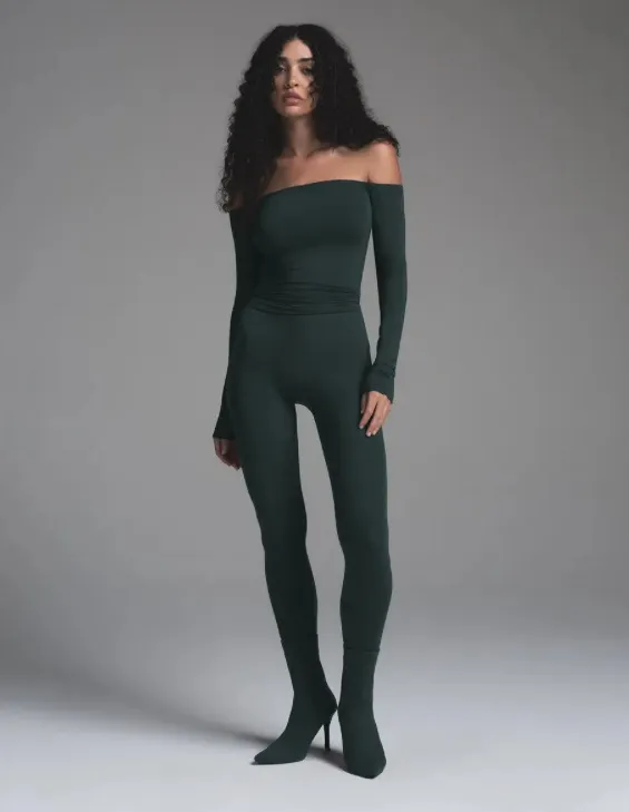 Soft Smoothing Off the Shoulder Top S - Image 7