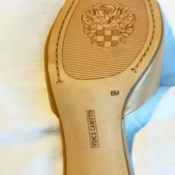 Vince Camuto Slip on Sandal low heel - Image 4