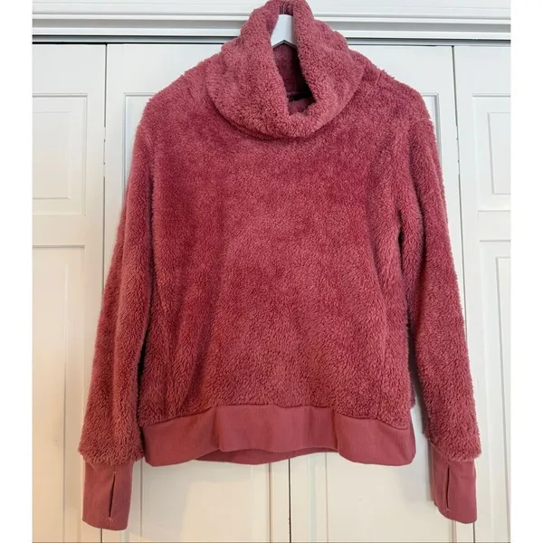 90 Degrees by Reflex pink high pile cowl neck teddy sweater small - Image 2