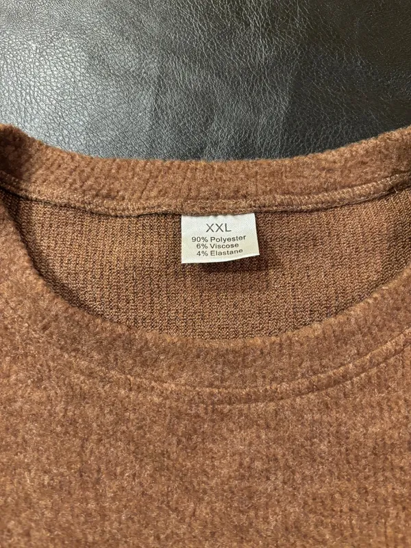 Ladies XXL Holiday Sweater - like new - Image 8