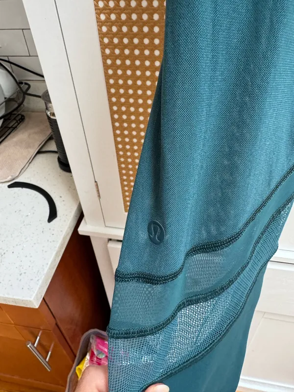 Lululemon Leggings Cut-Out Mesh - Image 3