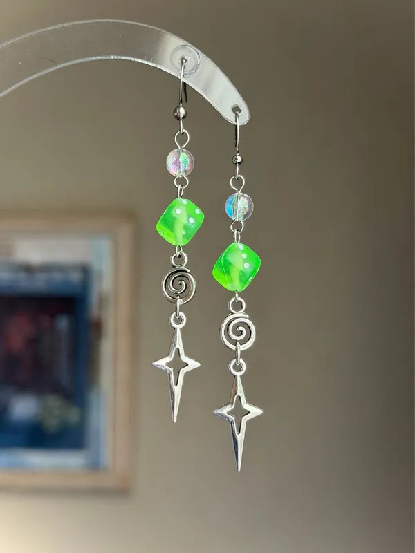 Handmade sparkle star & swirl & dice grunge y2k street style dangle earrings💫🌀💚 - Image 2