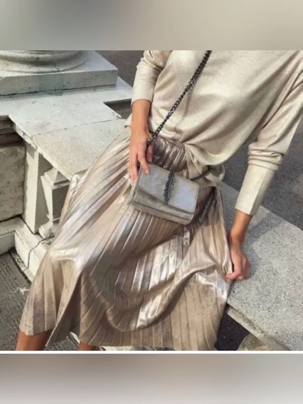 Zara Metallic Pleated Midi Skirt in Champagne Gold size small EUC - Image 2