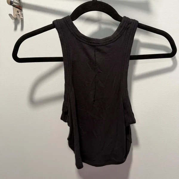 Lululemon Ribbed Cropped Tank Top Black Size 4 Athleisure Gym Wear - Image 4
