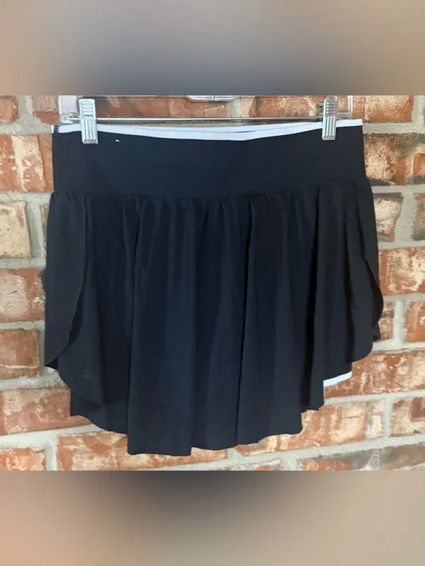 all in motion Black Drawstring Skort with Subtle White Trim - Image 3