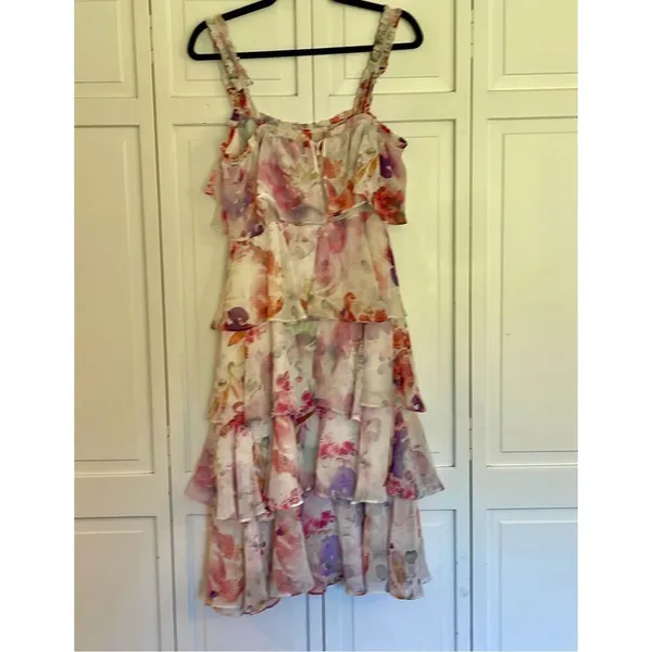 Storia ruffled tiered chiffon floral dress size m - Image 12