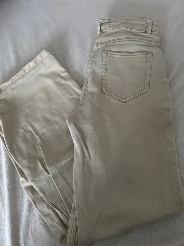 High waisted khaki H&M beige pants - Image 2