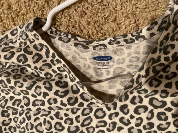 Old Navy Leopard Top Print - Image 3