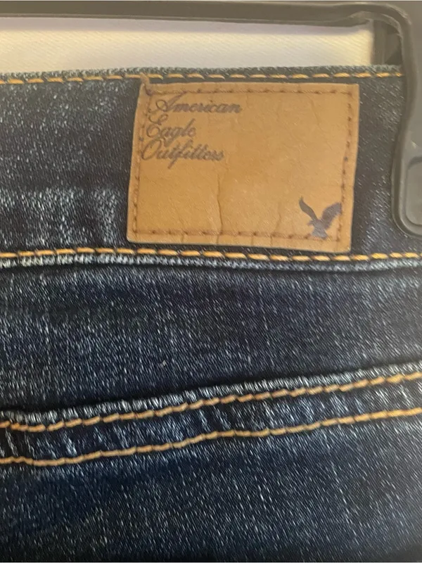 American Eagle Jeans Women’s 2 Skinny Stretch Dark Blue Wash Low Rise - Image 5