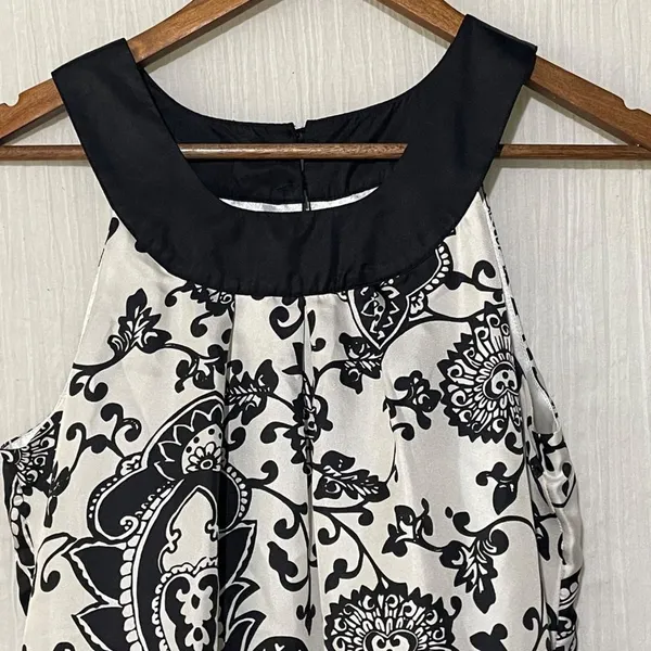White House Black Market Silk Paisley Sheath Dress Black White Size 4 - Image 6