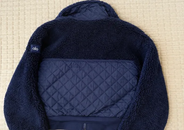 Alo Yoga Sherpa Edge Bomber Navy XS NWT - Image 3