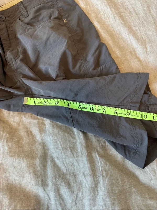 Patagonia Women’s Grey Hiking Shorts - Image 13