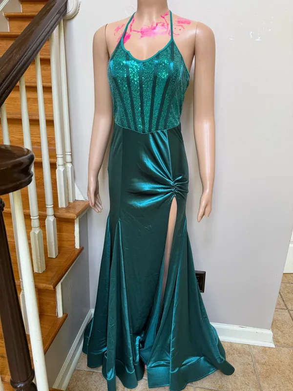 Loragal emerald srappy back long prom dress - Image 8