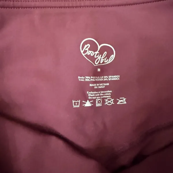 Burgundy Bootiful 5in Shorts - Image 3