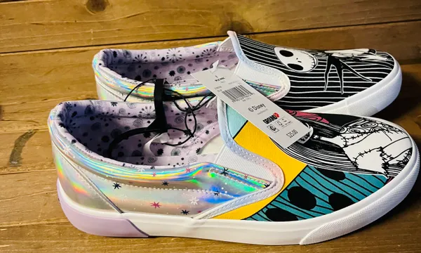 Disney NWT Nightmare Before Christmas ladies size 8.5 slip on shoes Jack and Sally - Image 4