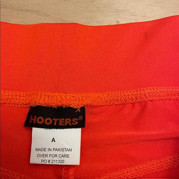 B19-5 New Hooters Uniform Shorts Xs - Image 2