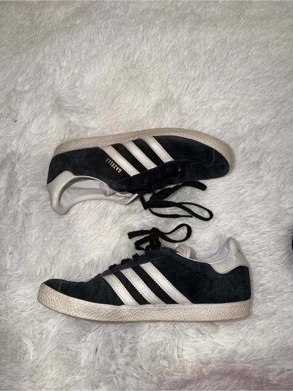 Adidas Gazelle Women's Black Suede Sneakers with White Stripes size 6 1/2 - Image 3