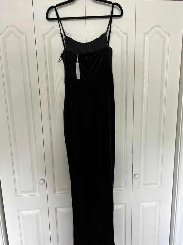 Baltic Born Gia Velvet Bridesmaids Dress - Image 5