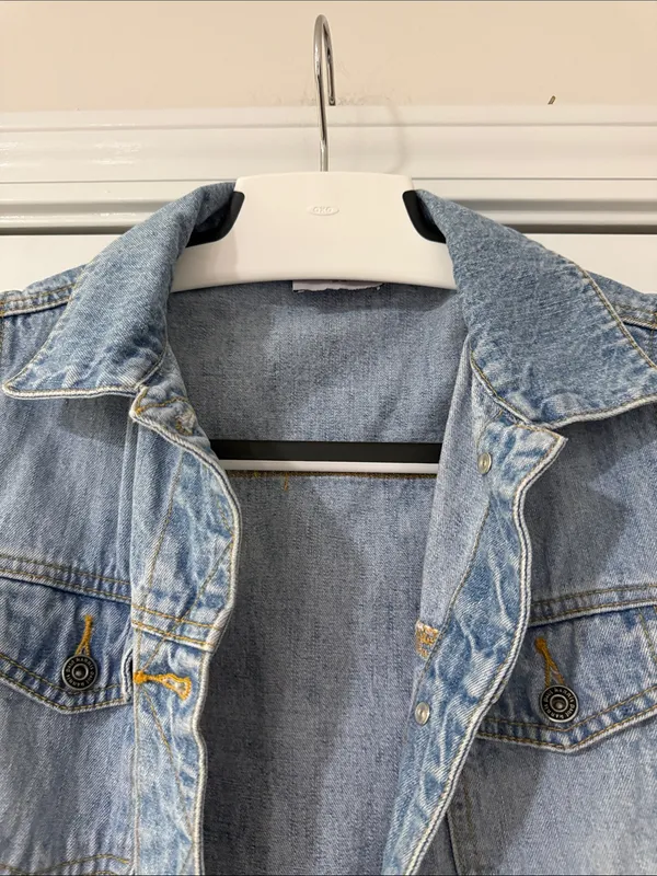 PHD Womens Denim Vest Jean Vest Distressed Light Wash 100% Cotton Size MEDIUM - Image 2